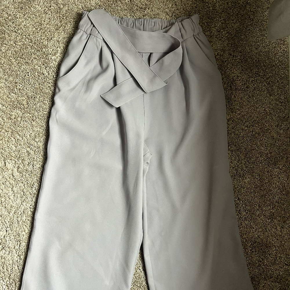 Lululemon Noir Crop